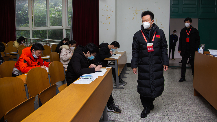 XCB_9572.jpg XCB_9572.jpg