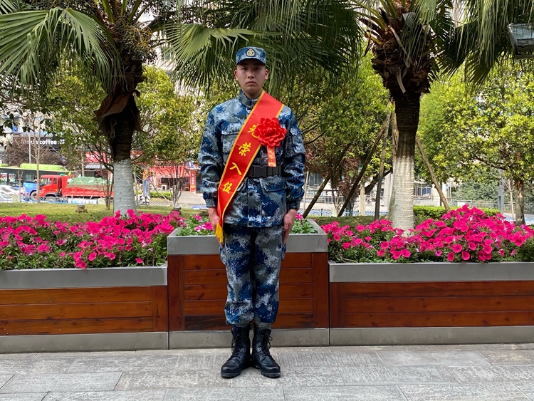 孟硕——入伍照片.jpg 孟硕——入伍照片.jpg